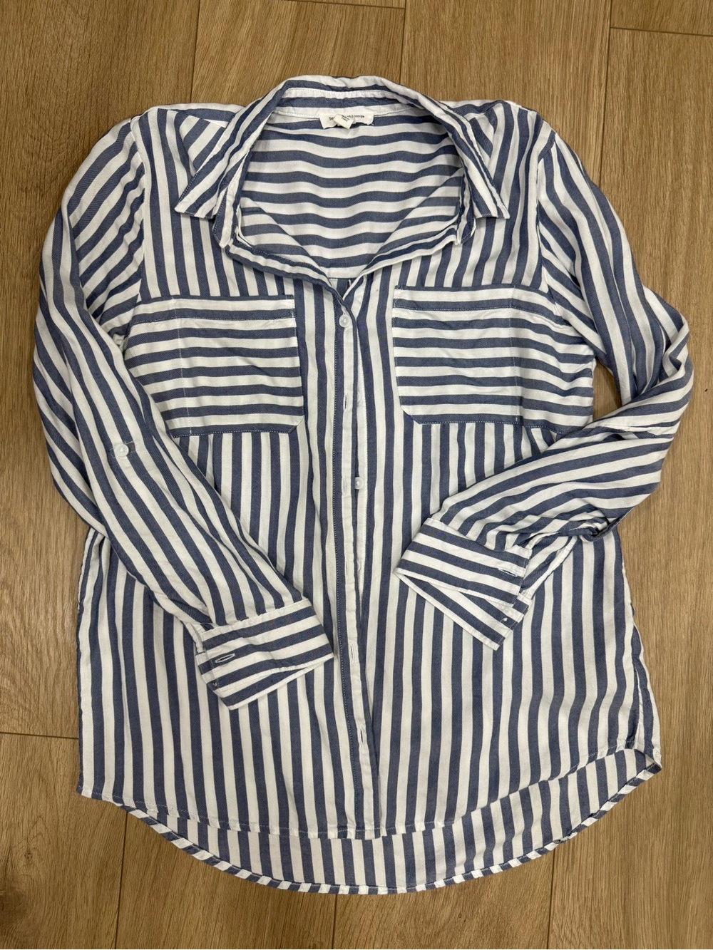 BeachLunchLounge Blue White Striped Button Down Shirt Size M